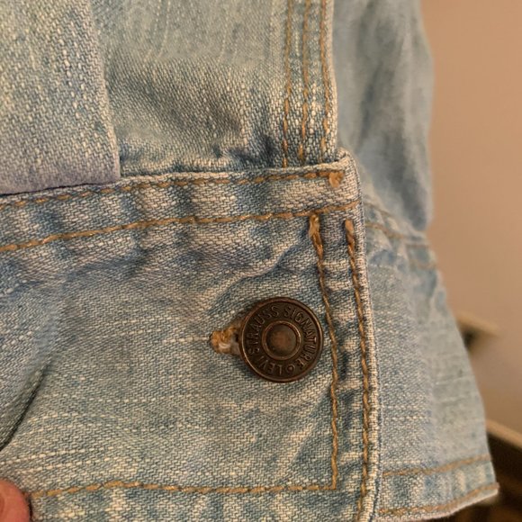 Levi Strauss signature 100% (denim style) long sleeve button up size XXL. - Picture 4 of 6